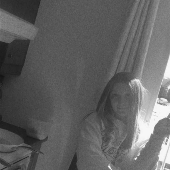 Meet your Posher, Ophelie - Picture 1 of 1